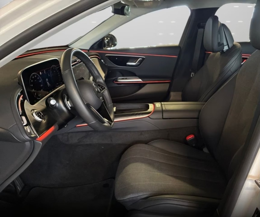 Mercedes-Benz E 300e 4MATIC Avantgarde - foto 11