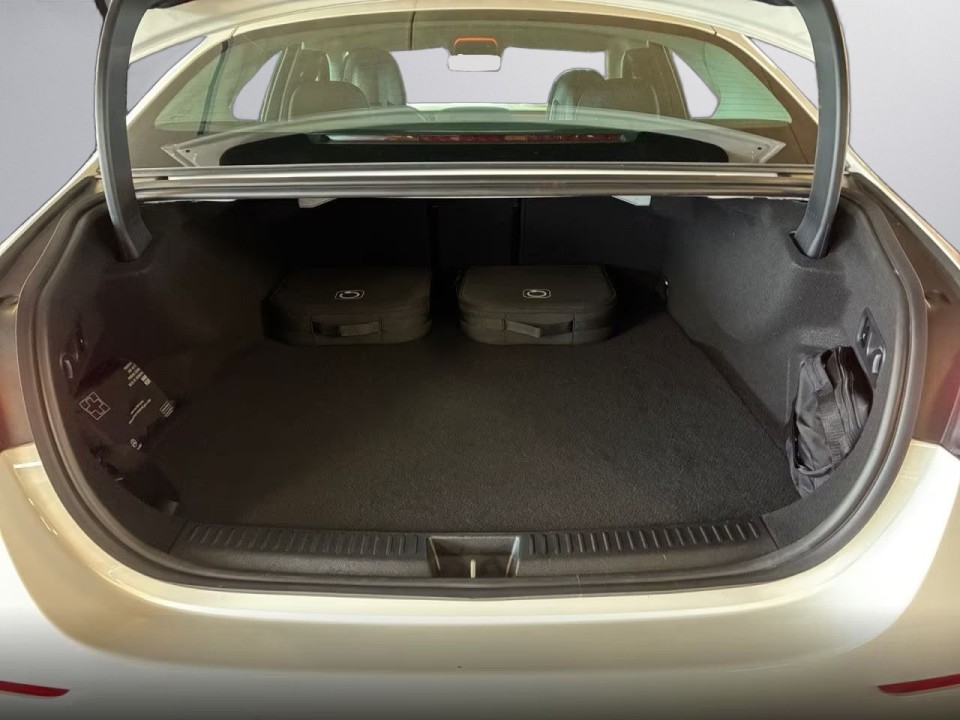 Mercedes-Benz E 300e 4MATIC Avantgarde - foto 16
