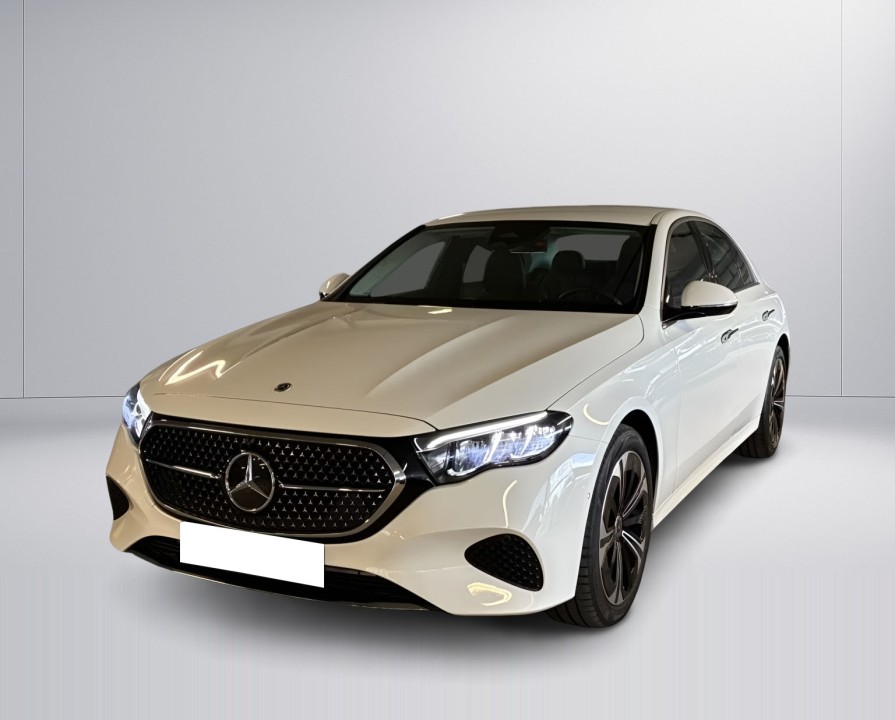 Mercedes-Benz E 300e 4MATIC Avantgarde - foto 7