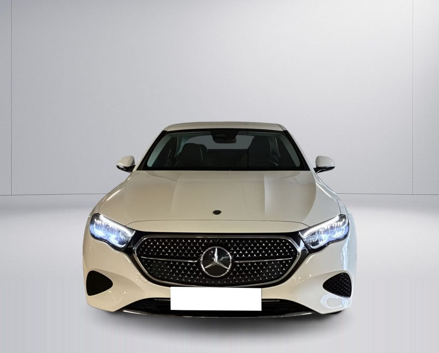 Mercedes-Benz E 300e 4MATIC Avantgarde - foto 8