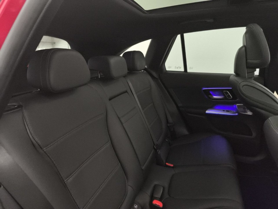 Mercedes-Benz GLC 300de 4MATIC AMG Line - foto 10