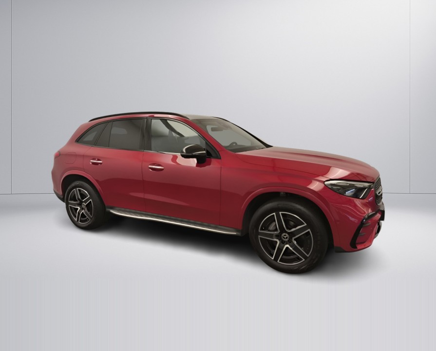 Mercedes-Benz GLC 300de 4MATIC AMG Line (2)