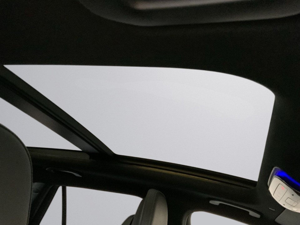 Mercedes-Benz GLC 300d 4MATIC AMG Line - foto 12