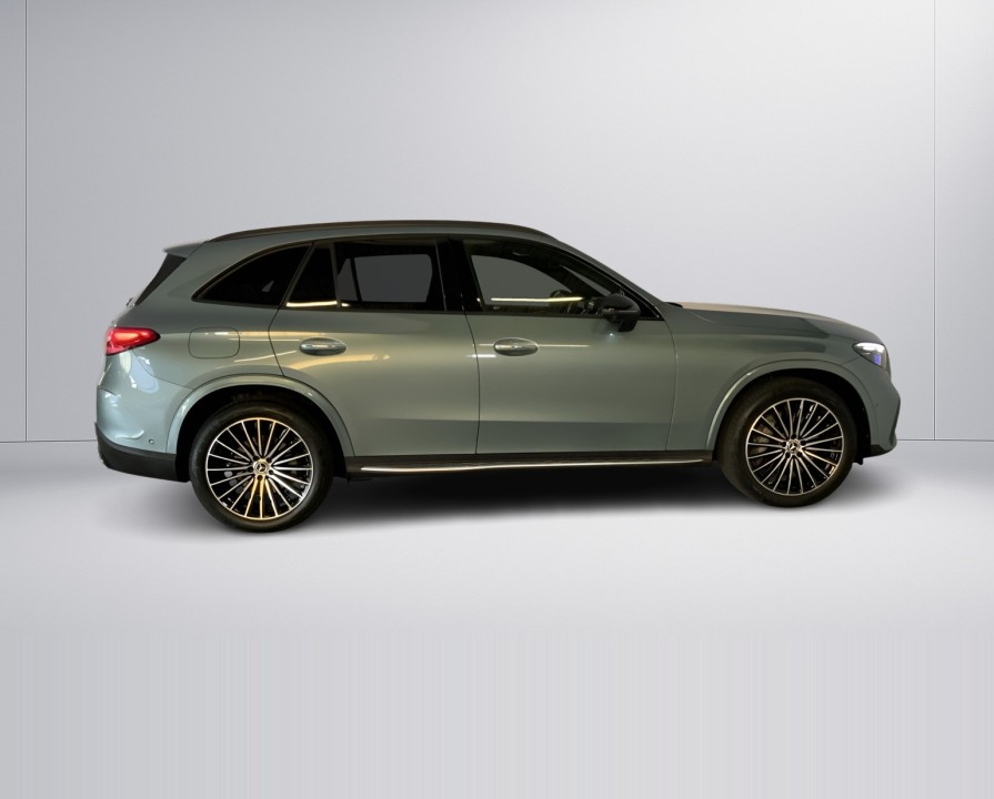 Mercedes-Benz GLC 300d 4MATIC AMG Line - foto 6