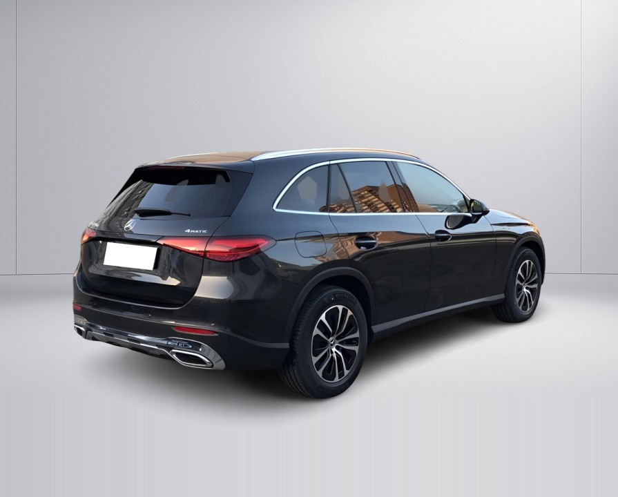 Mercedes-Benz GLC 220d 4MATIC Avantgarde (2)