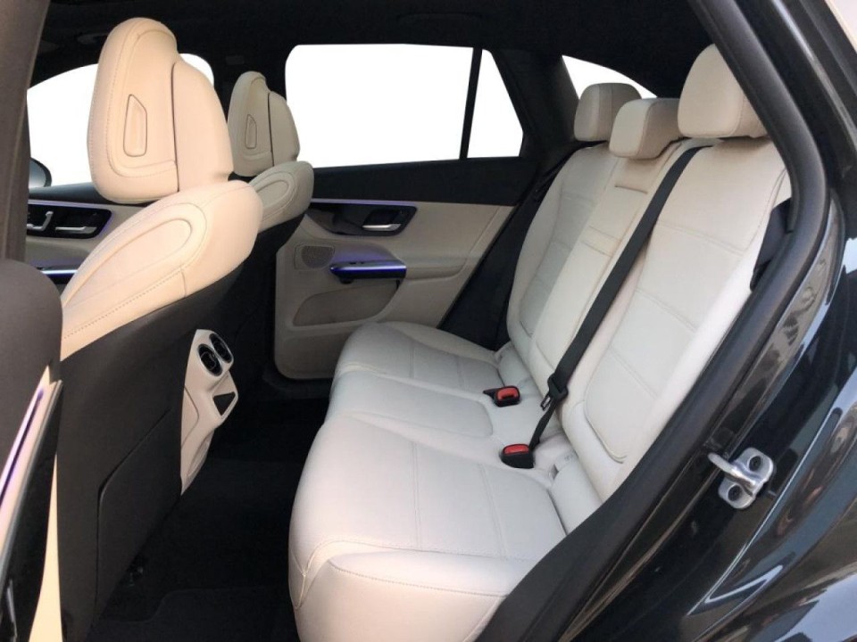 Mercedes-Benz GLC 220d 4MATIC Avantgarde (4)