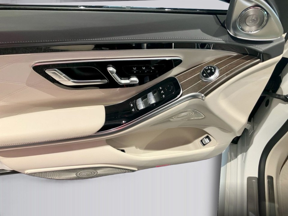 Mercedes-Benz Mercedes-AMG S 63 E Performance - foto 18