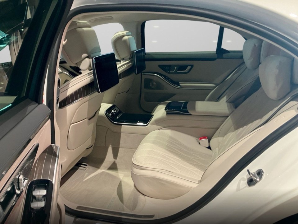 Mercedes-Benz Mercedes-AMG S 63 E Performance - foto 17