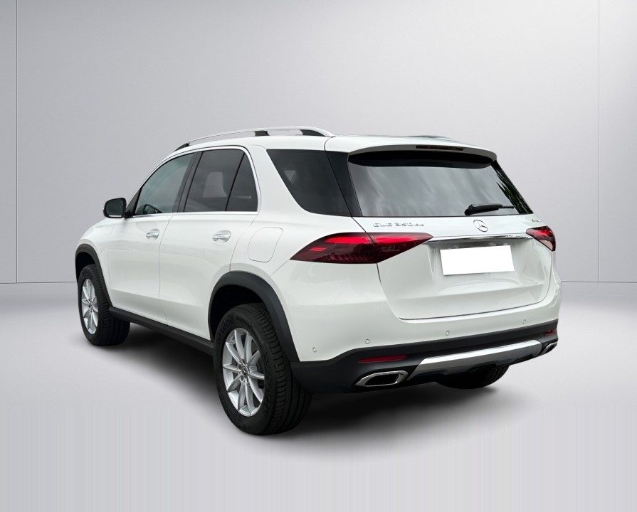 Mercedes-Benz GLE 350de 4MATIC (5)