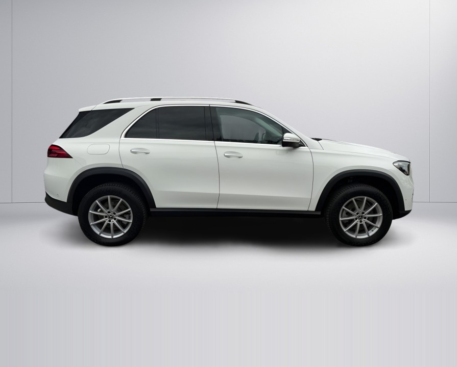 Mercedes-Benz GLE 350de 4MATIC (2)