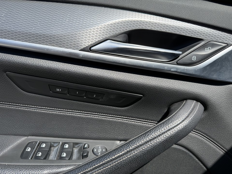 BMW Seria 5 520d xDrive M-Sport - foto 19