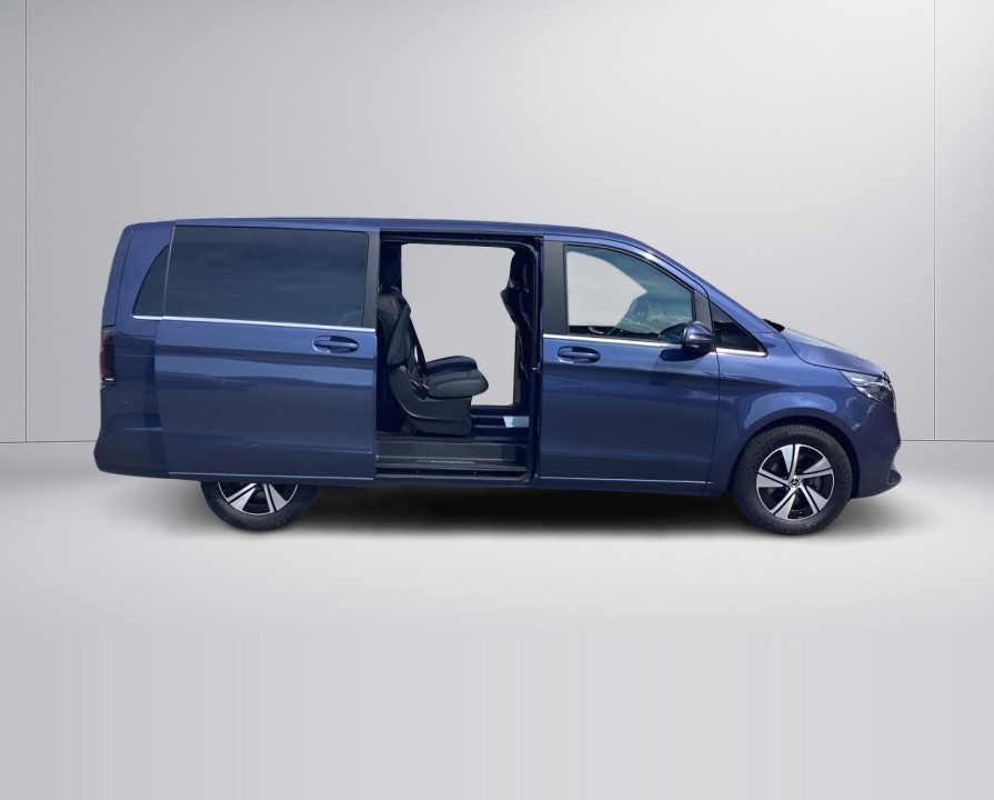 Mercedes-Benz EQV 300 (3)