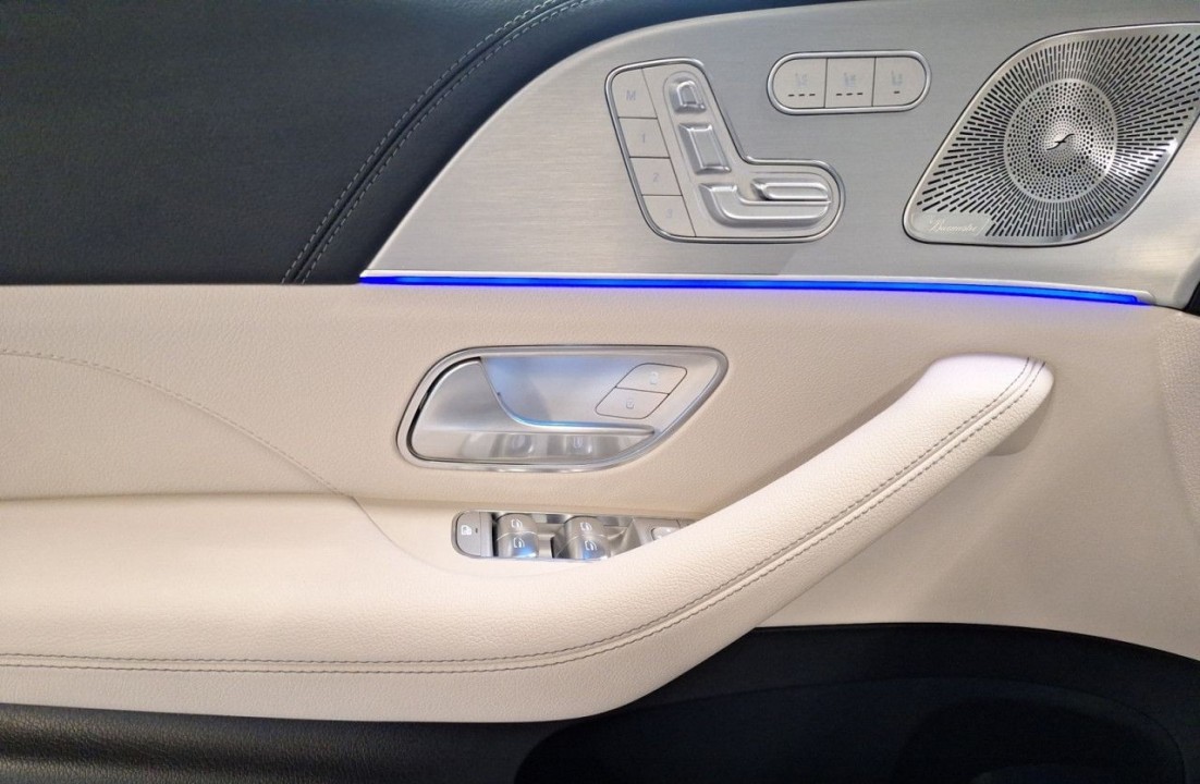 Mercedes-Benz GLE 350de 4MATIC - foto 11