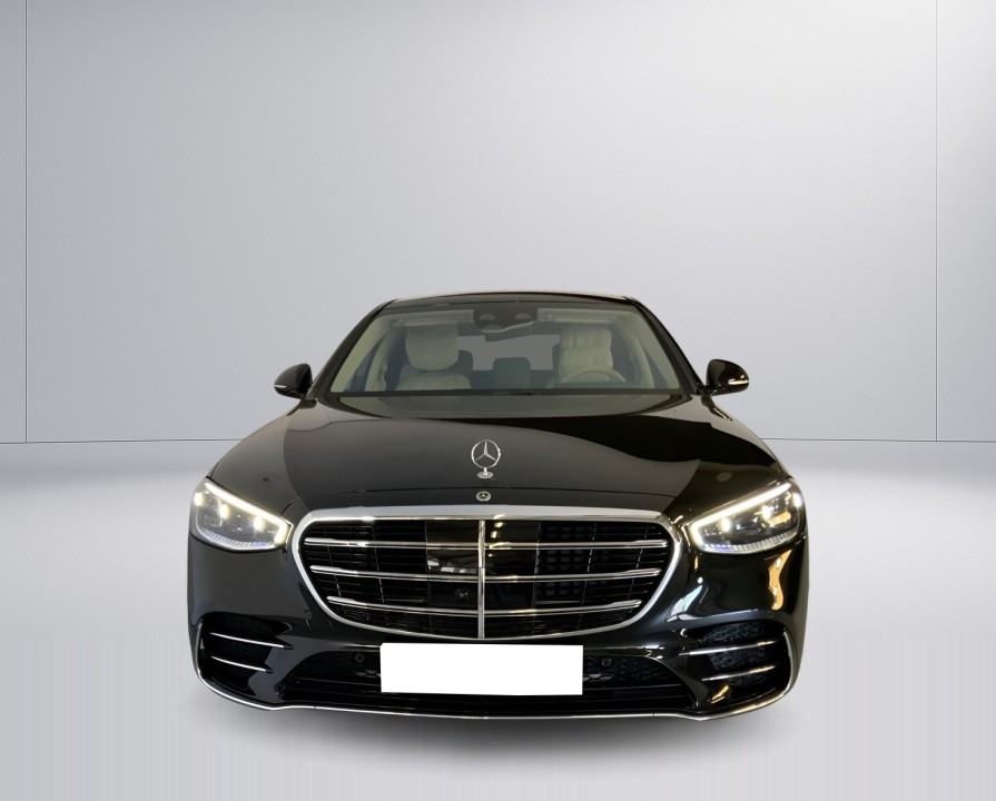 Mercedes-Benz S 580e 4MATIC (2)