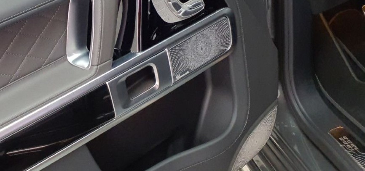 Mercedes-Benz G 500 - foto 13