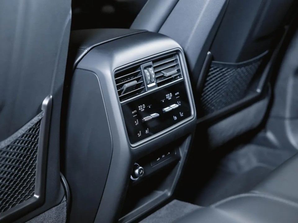Porsche Cayenne S E-Hybrid - foto 22