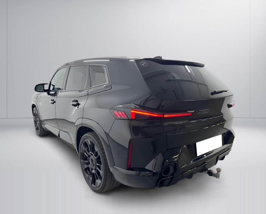 BMW XM 50e (4)