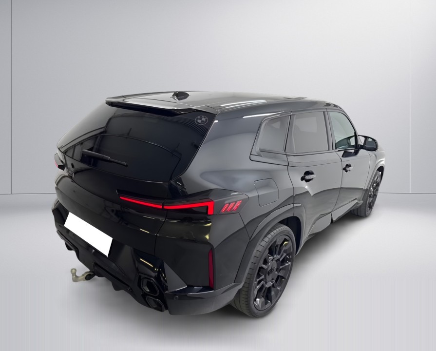 BMW XM 50e (2)