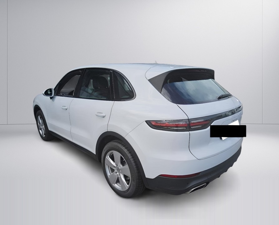 Porsche Cayenne (3)