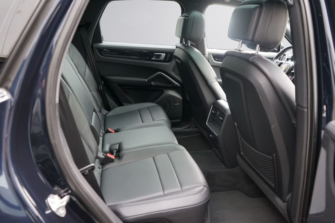 Porsche Cayenne E-Hybrid - foto 11