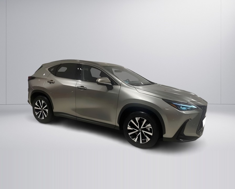 Lexus Seria NX 350h