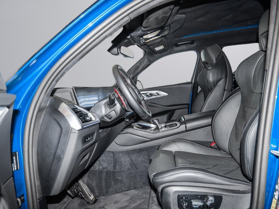 BMW XM 50e - foto 9