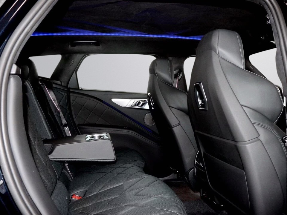 BMW XM - foto 10