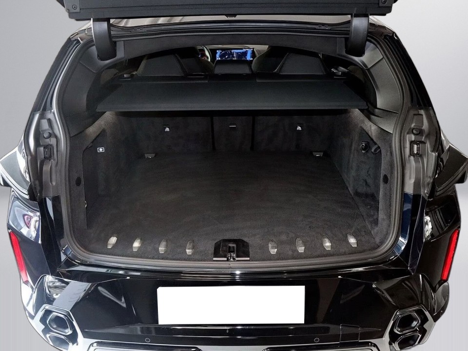 BMW XM - foto 13