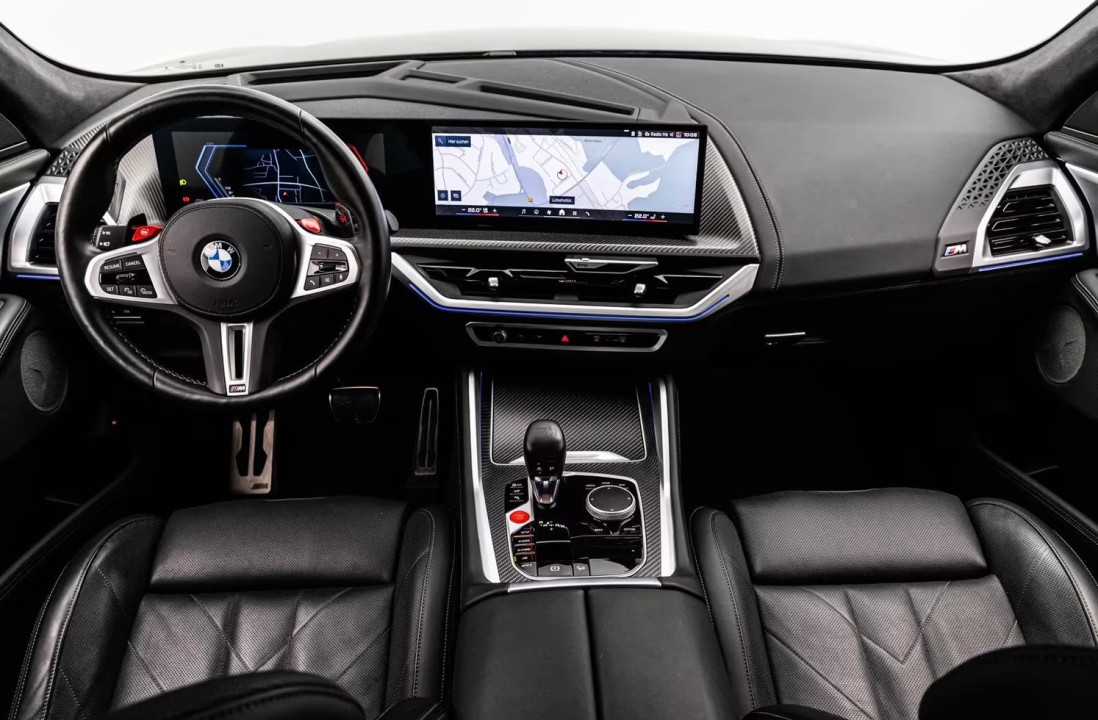BMW XM 50e - foto 14