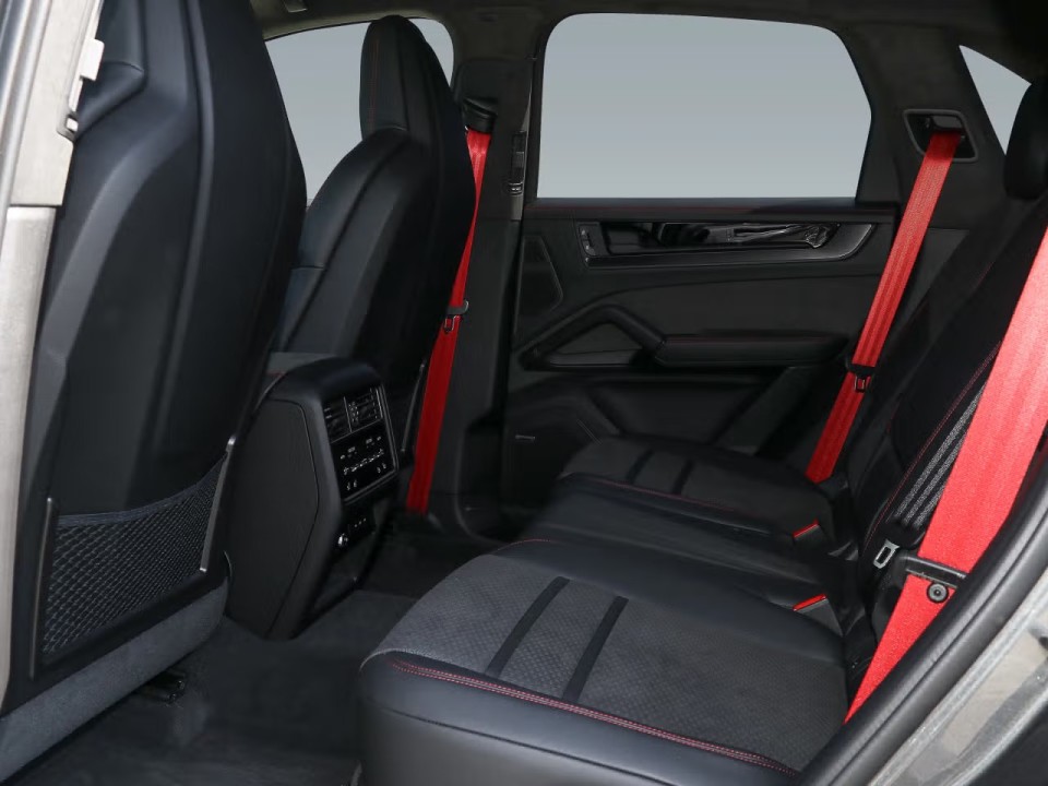 Porsche Cayenne GTS - foto 10