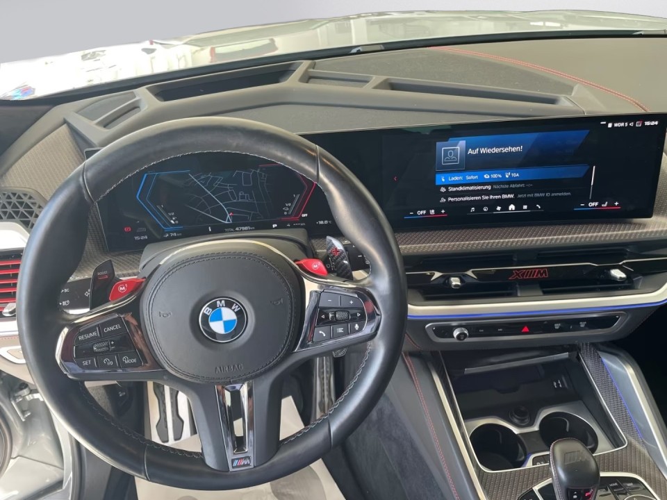 BMW XM Label Red (5)