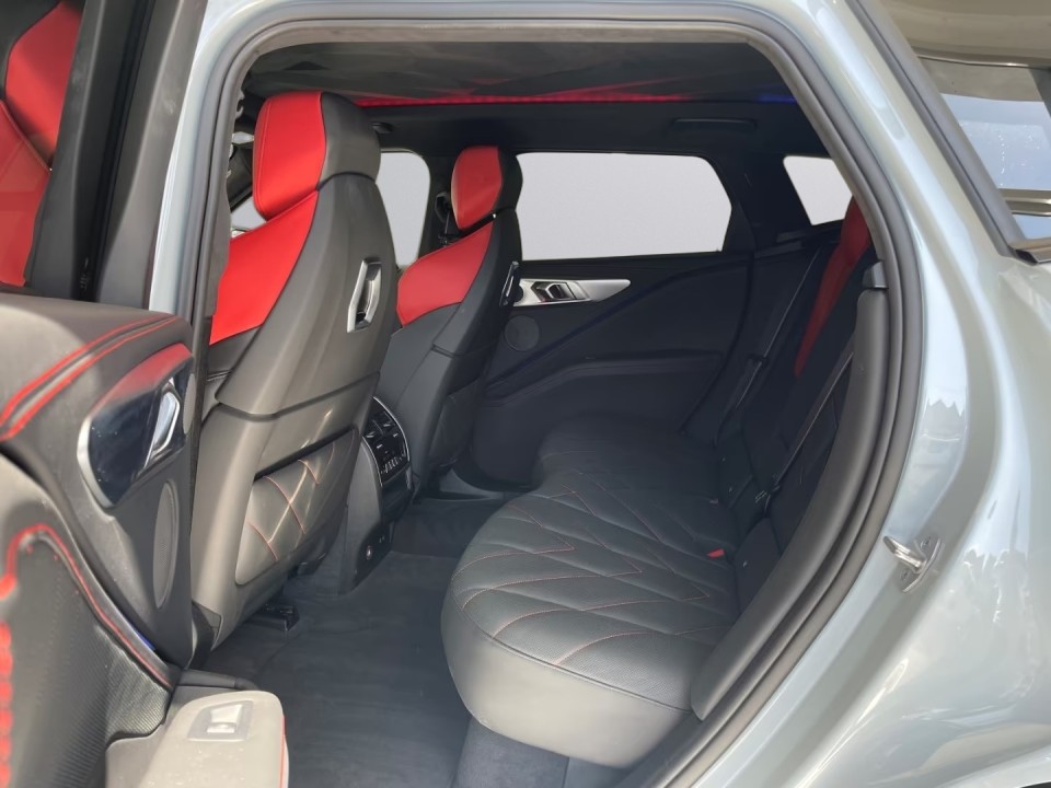 BMW XM Label Red - foto 17