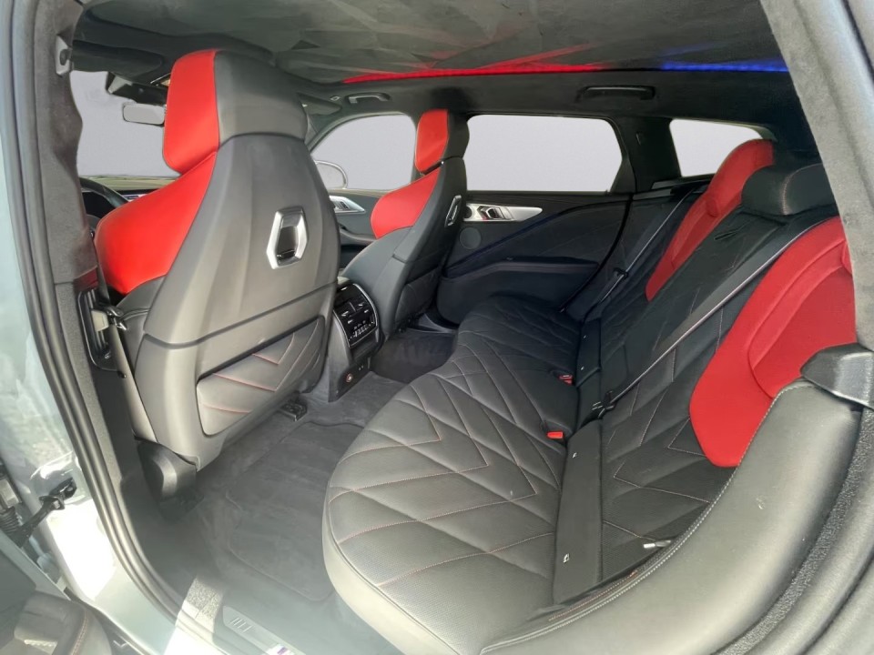 BMW XM Label Red - foto 16