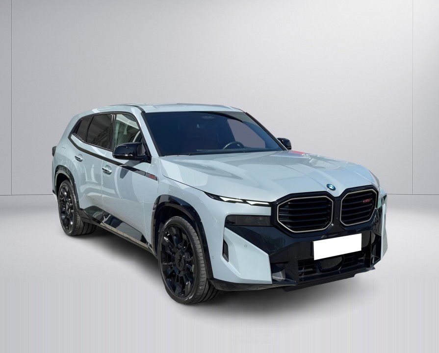 BMW XM Label Red