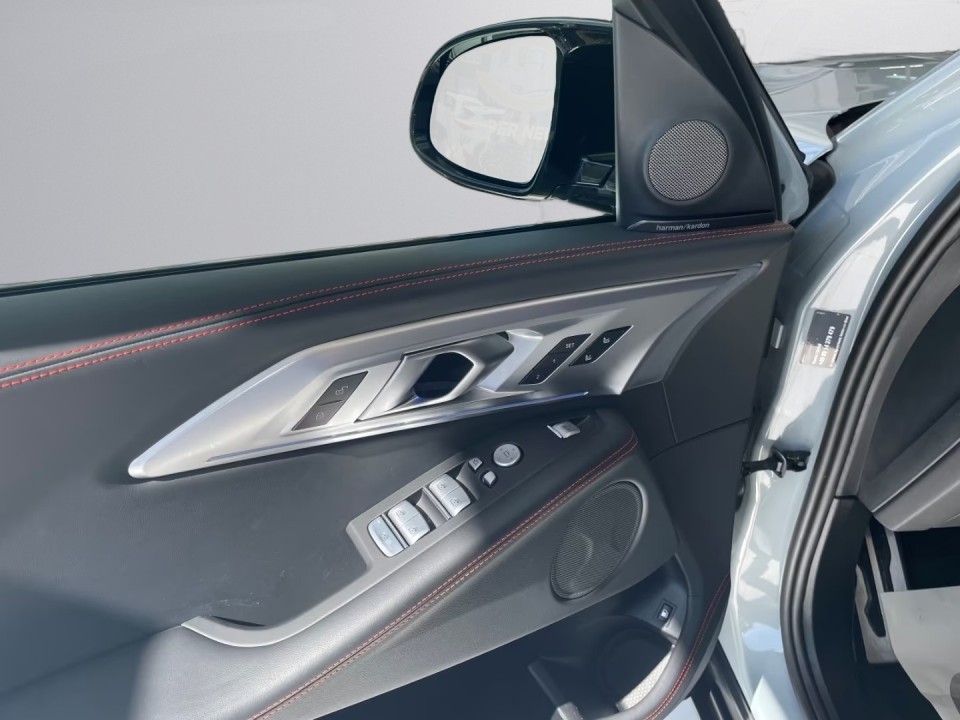 BMW XM Label Red - foto 18