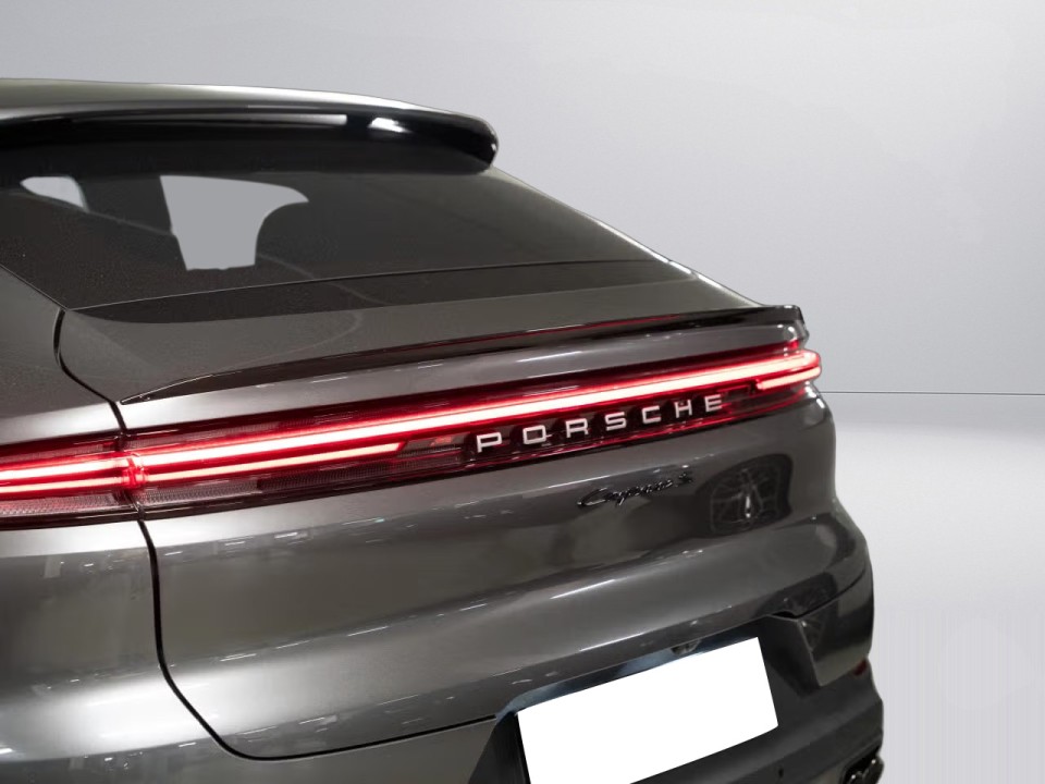 Porsche Cayenne Coupe S E-Hybrid - foto 24