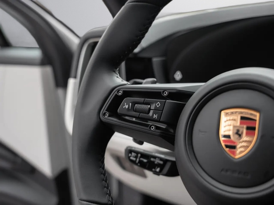 Porsche Cayenne E-Hybrid - foto 10