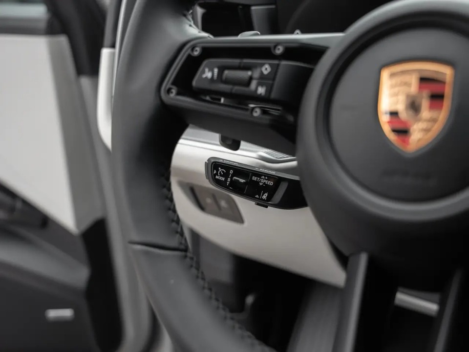 Porsche Cayenne E-Hybrid - foto 11