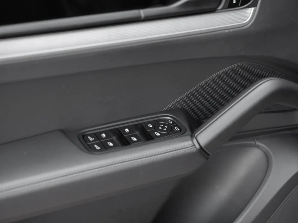 Porsche Cayenne S - foto 23