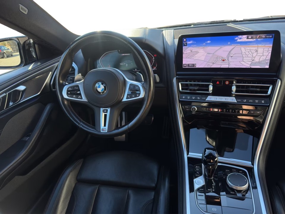 BMW Seria 8 M850i Coupe - foto 8