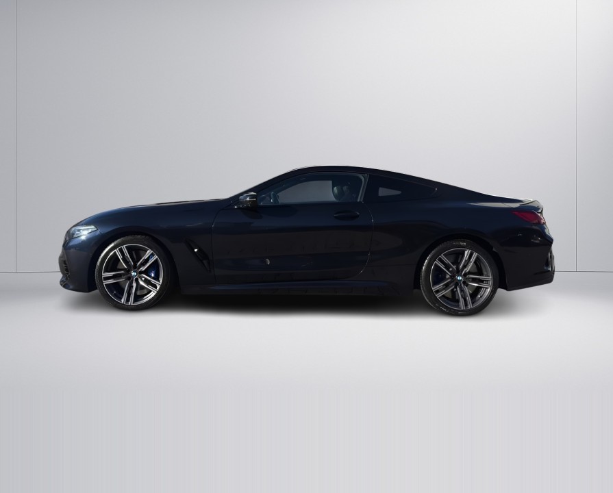 BMW Seria 8 M850i Coupe (3)