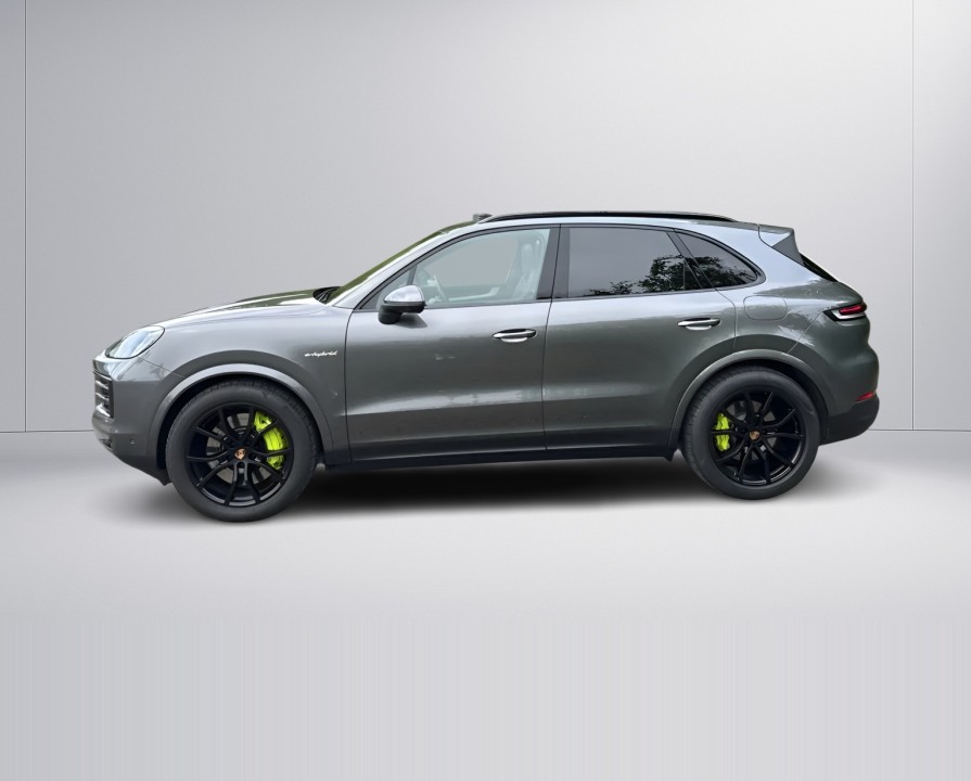 Porsche Cayenne S E-Hybrid (3)