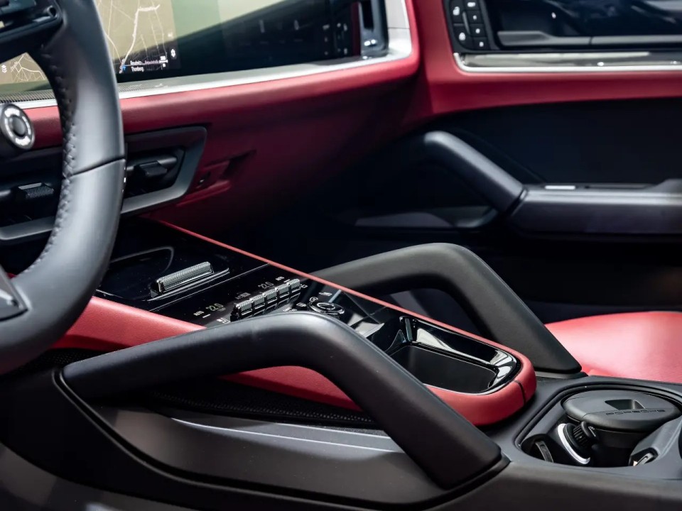 Porsche Cayenne Coupe - foto 14