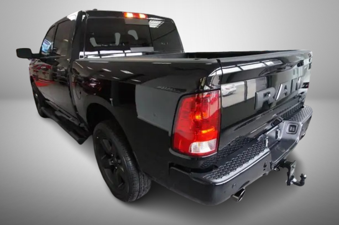 Dodge RAM V8 5.7 Crew Cab (3)