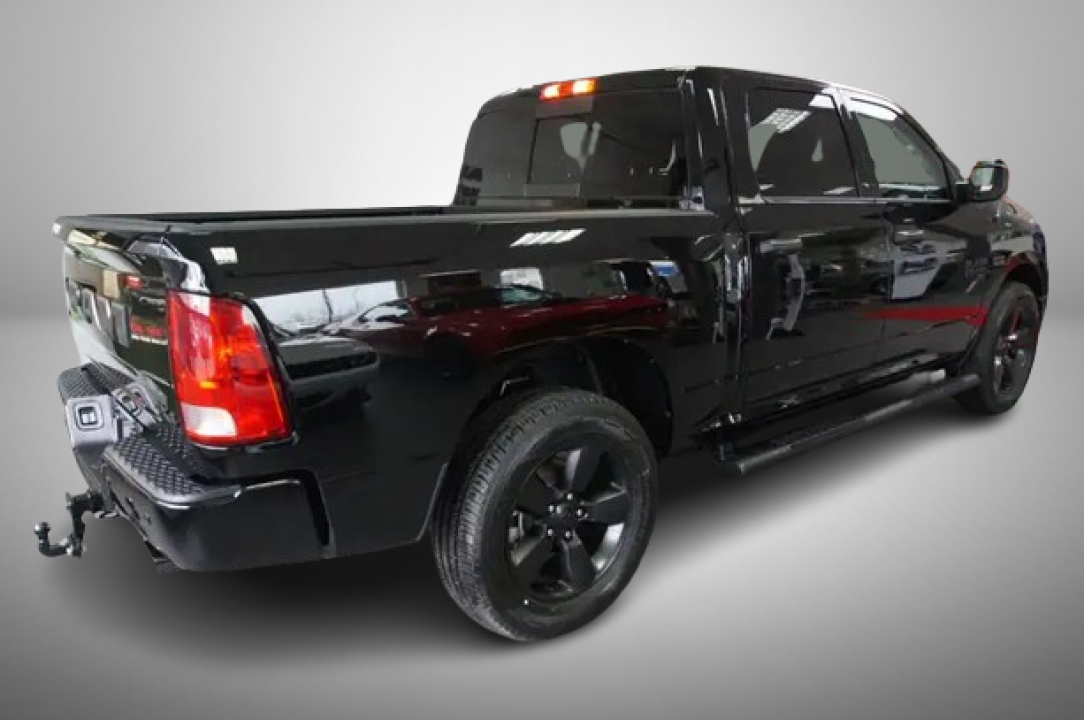 Dodge RAM V8 5.7 Crew Cab (2)