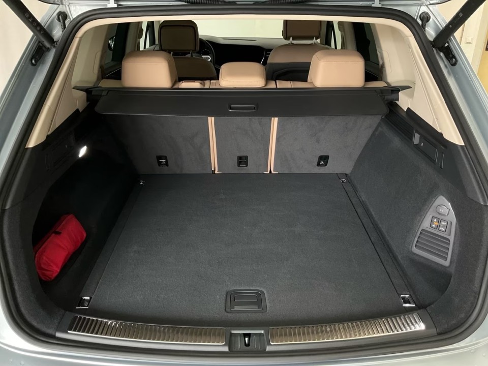 Volkswagen Touareg V6 TDI Elegance - foto 18
