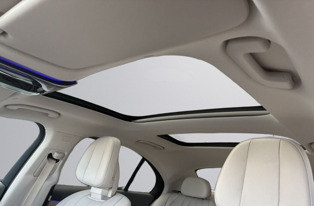 Mercedes-Benz E 400e 4MATIC Exclusive - foto 25