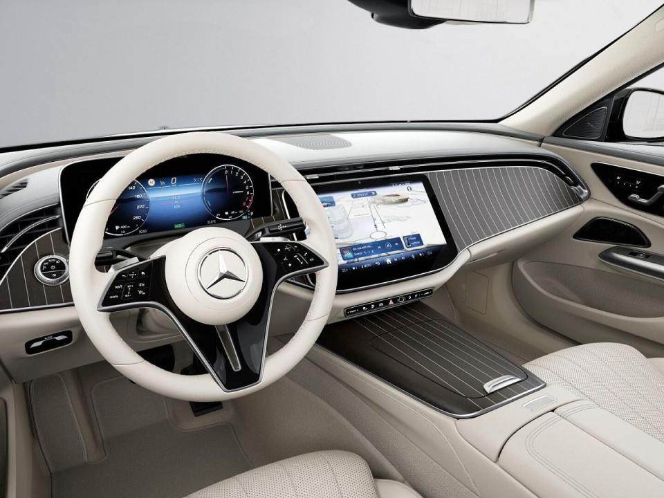 Mercedes-Benz E 400e 4MATIC Exclusive - foto 15