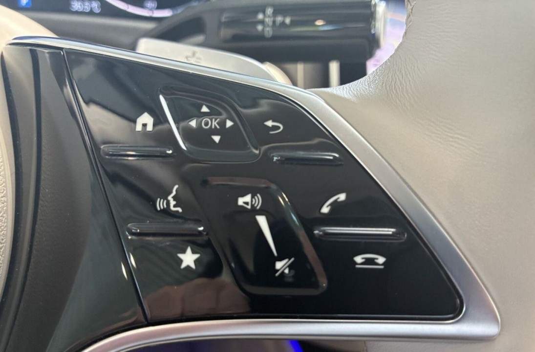 Mercedes-Benz E 400e 4MATIC Exclusive - foto 18