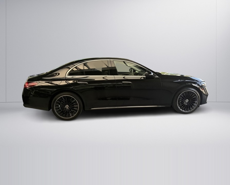 Mercedes-Benz E 400e 4MATIC Exclusive (2)